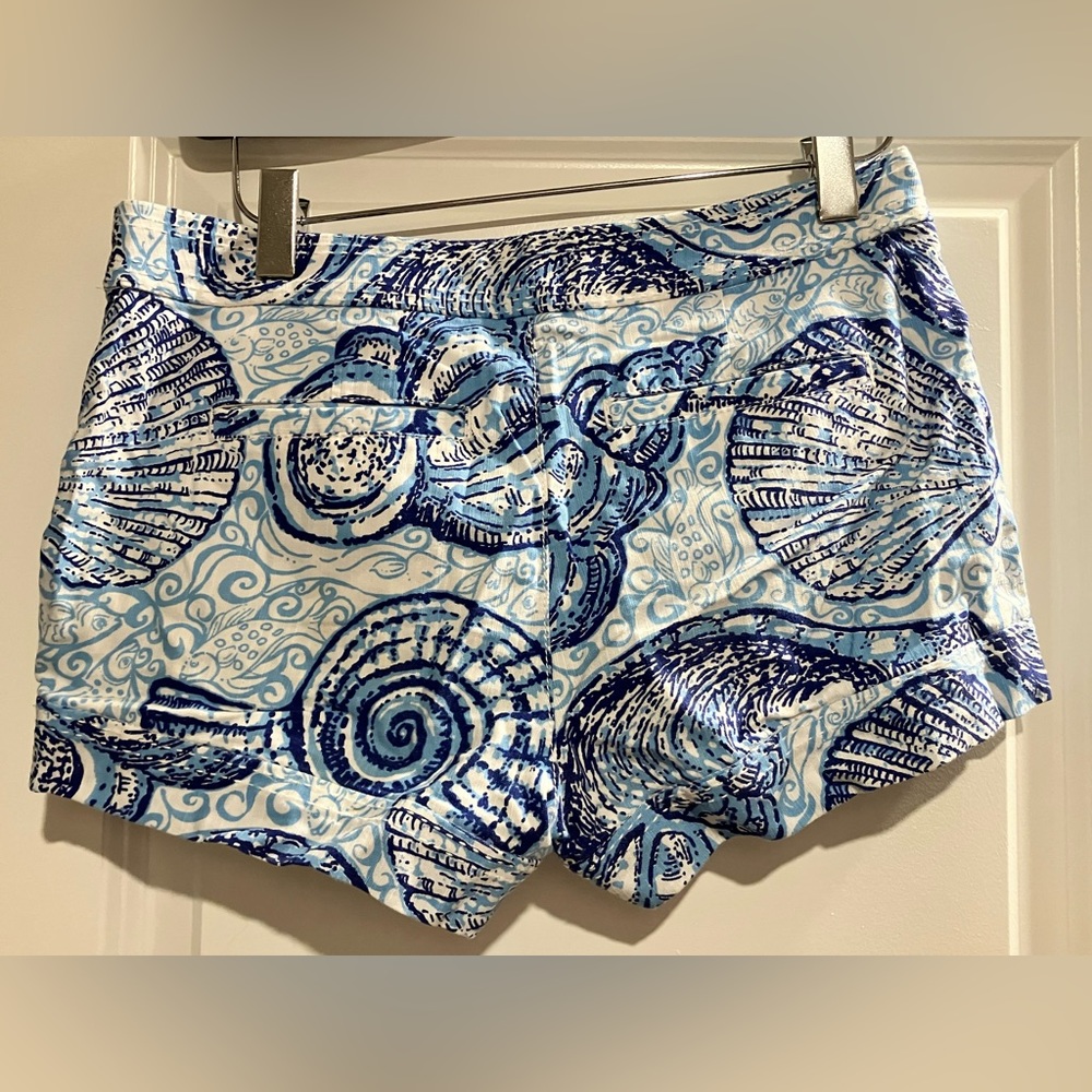 Women’s Lilly Pulitzer shorts